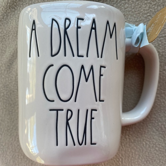 SOLD! Dunn Disney🏰Princess Artesian Collection”A Dream Come True!”Double Sided - Picture 1 of 10